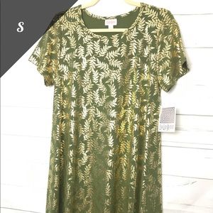 Small Elegant Carly LuLaRoe